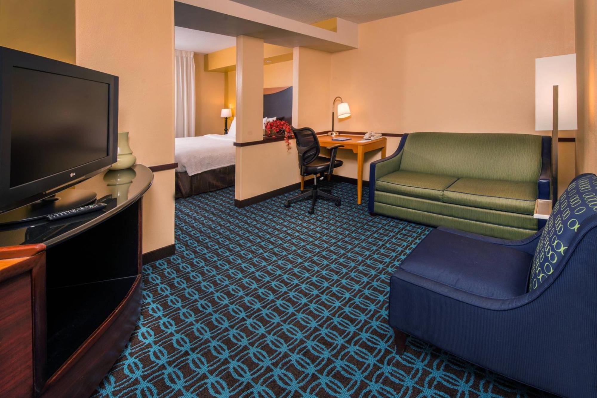 Fairfield Inn Dulles Airport Chantilly Exterior photo