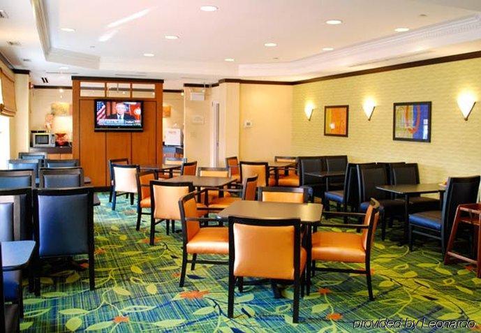 Fairfield Inn Dulles Airport Chantilly Exterior photo