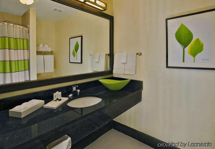 Fairfield Inn Dulles Airport Chantilly Exterior photo